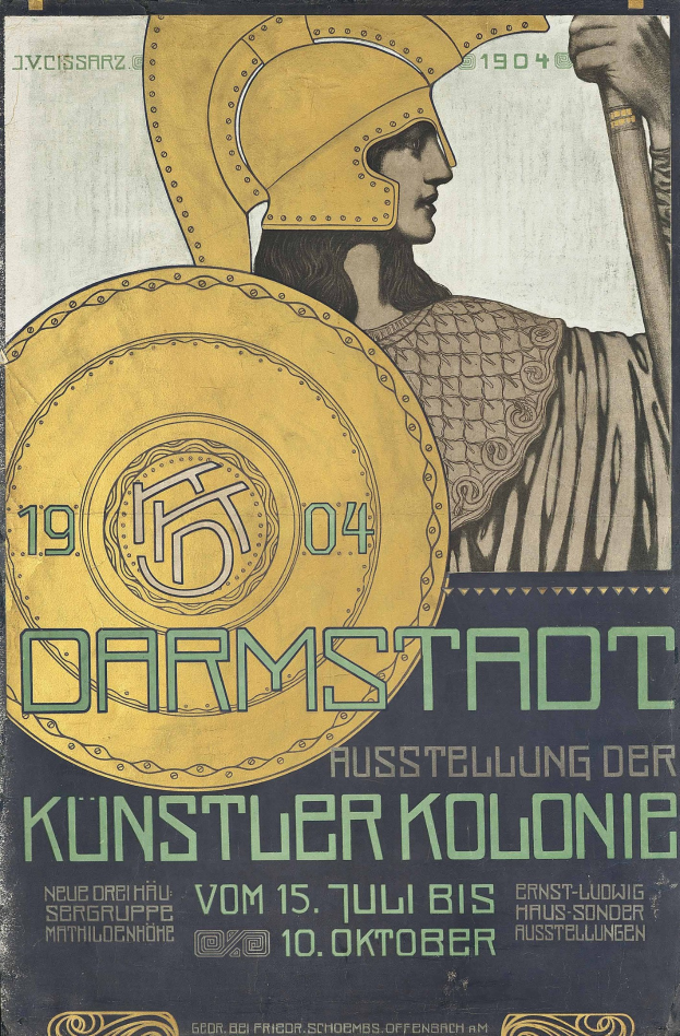 Plakat für ein 1904er Berlin-Konzert mit einer Person in einem Helm, die ein Schild hält, mit der Aufschrift "Darmstadt" und "Künstler Kolonie" in Fettschrift.