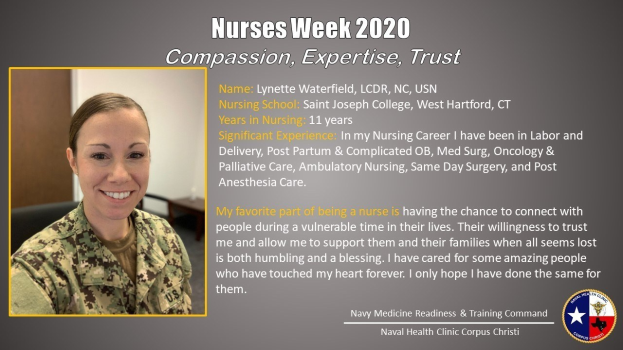 Eine lachende Frau in einer Militärschwesternuniform mit dem Text "Schwesternwoche 2020 Mitgefühl, Expertise, Vertrauen" daneben.