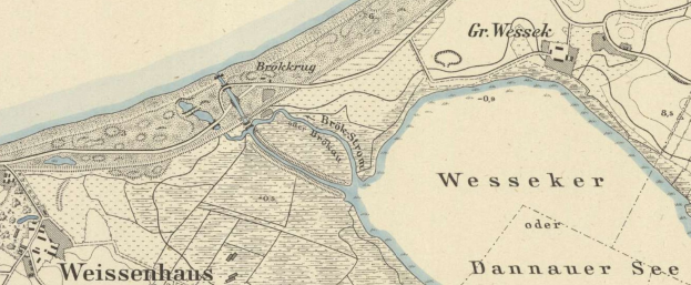 Ein detaillierter alter Stadtplan von Wesseker, Deutschland, der Straßen, Gebäude und Sehenswürdigkeiten mit Textanmerkungen zeigt.