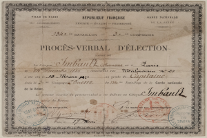 Altes Dokument mit einem Stimmzettel mit handgeschriebener Text und zwei roten Stempeln.