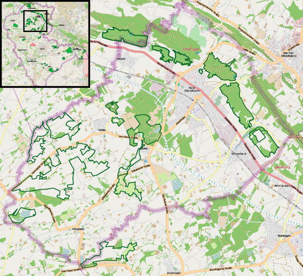 Eine detaillierte Karte von Köln, Deutschland, mit einem schwarzen Rand oben, gefüllt mit verschiedenen Farben und Linien.