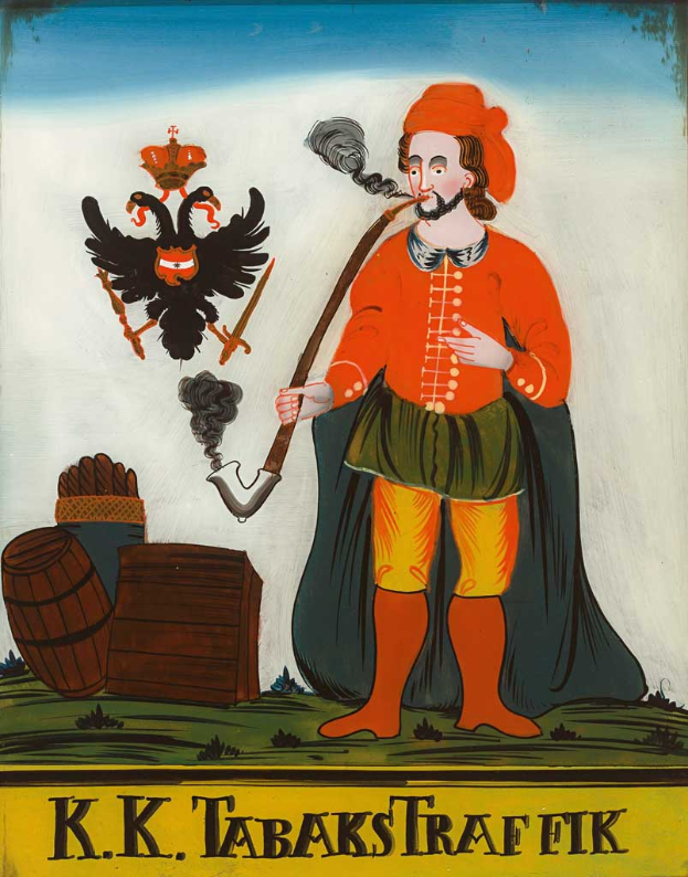 Ein Bild eines Mannes in einem roten Hut, der eine Pfeife raucht, umgeben von F├Ąssern und anderen Gegenst├Ąnden, mit dem Text "K.K. Tabakstrafik" unten.